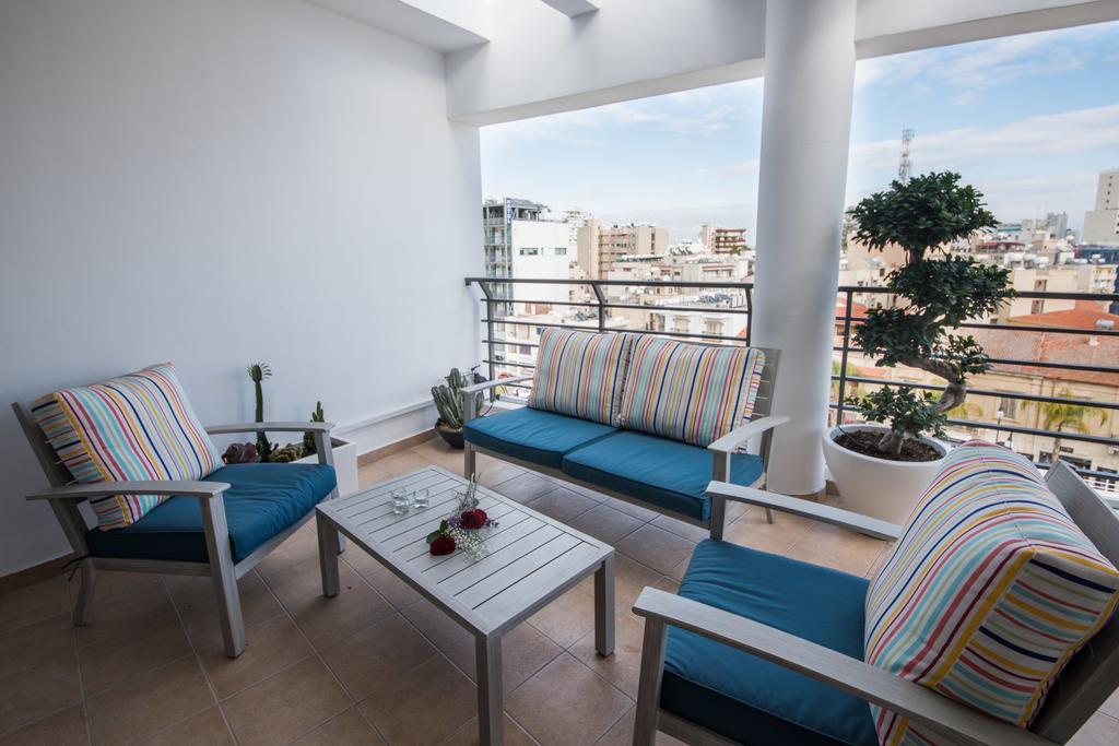 Skylight Megaron Apartment Larnaca Exterior photo